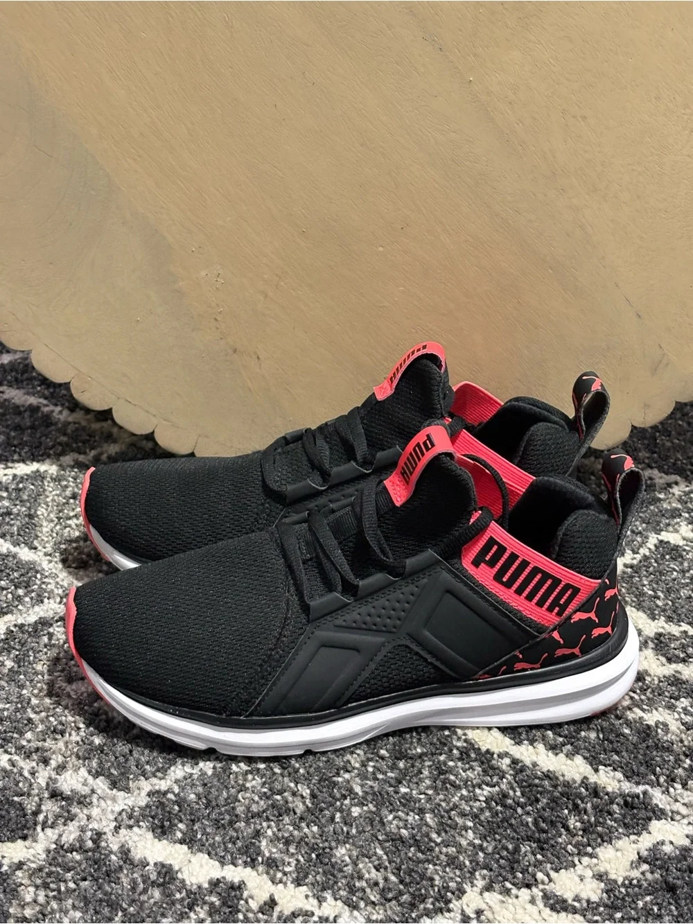 PUMA Enzo 2 High Top Youth 6C/Women's 7.5 Black Pink Running Shoes